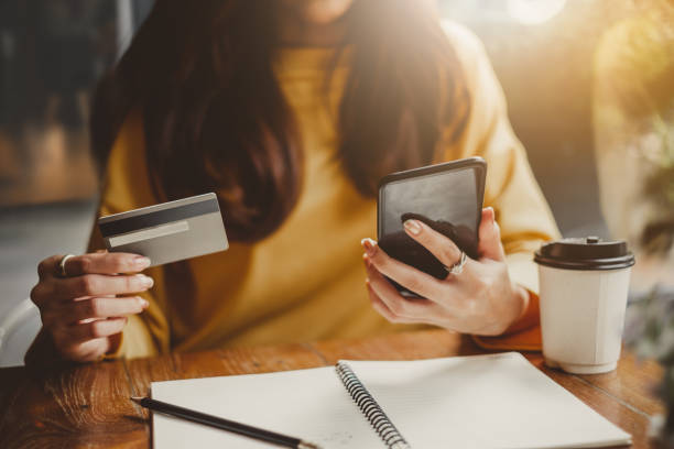 Online pôžička cez mobil: na čo si dať pozor pri vybavovaní úveru na diaľku